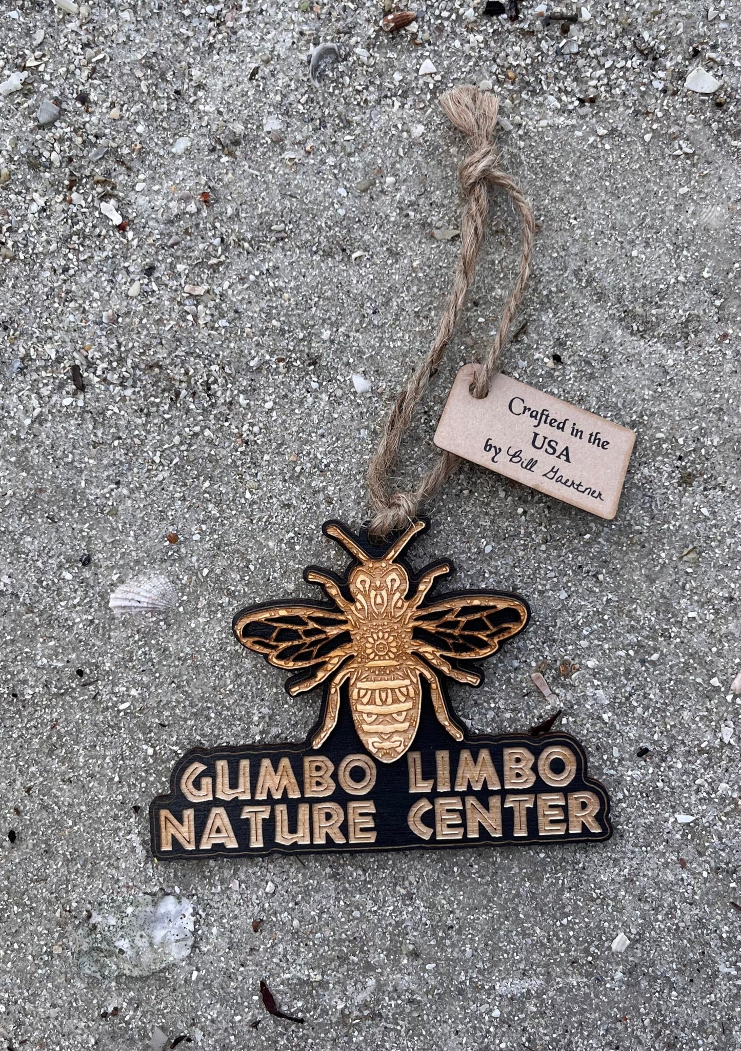 BEE BI-LEVEL WOOD ORNAMENT